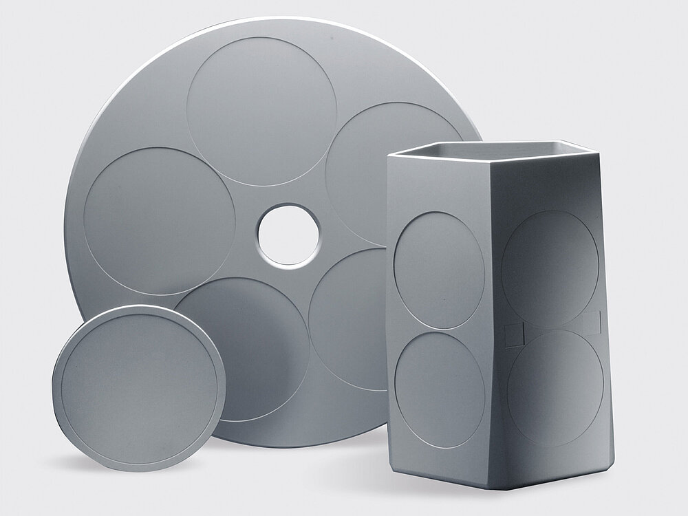 CVD-SiC ची उत्क्रांती पातळ फिल्म कोटिंग्जपासून मोठ्या प्रमाणात सामग्रीपर्यंत